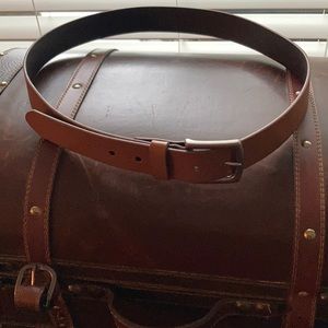 Men’s new Gap leather belt